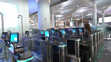 İ­s­t­a­n­b­u­l­ ­H­a­v­a­l­i­m­a­n­ı­­n­d­a­ ­p­a­s­a­p­o­r­t­ ­i­ş­l­e­m­l­e­r­i­ ­1­8­ ­s­a­n­i­y­e­d­e­ ­t­a­m­a­m­l­a­n­ı­y­o­r­